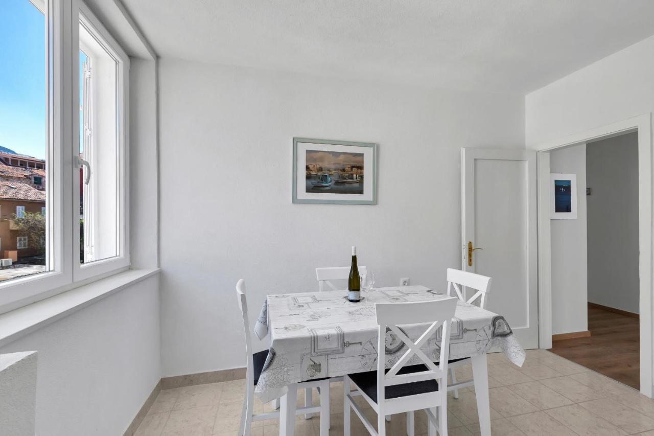 Apartment Riva Makarska Buitenkant foto