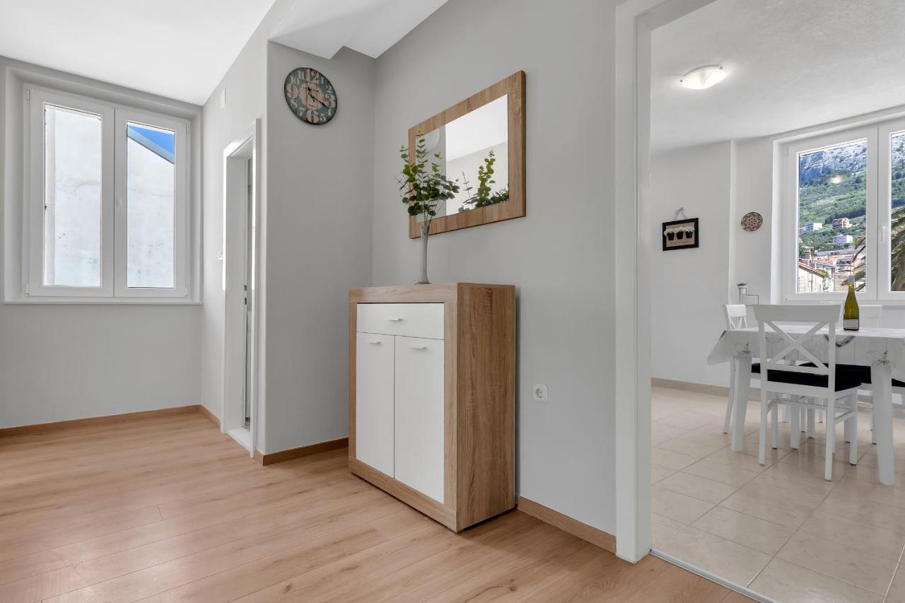 Apartment Riva Makarska Buitenkant foto