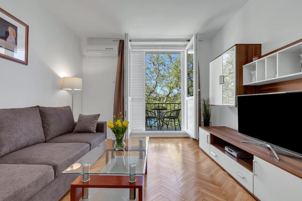 Apartment Riva Makarska Buitenkant foto