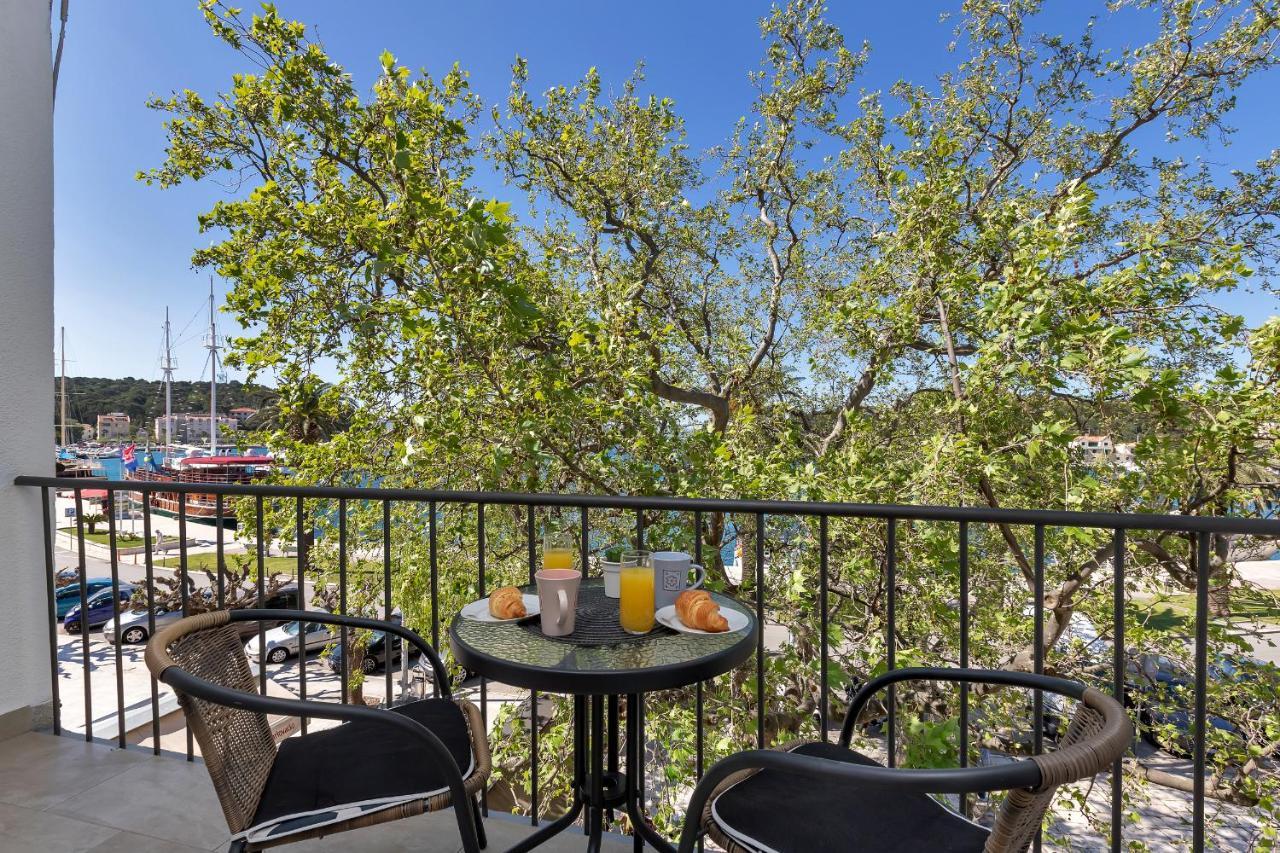 Apartment Riva Makarska Buitenkant foto