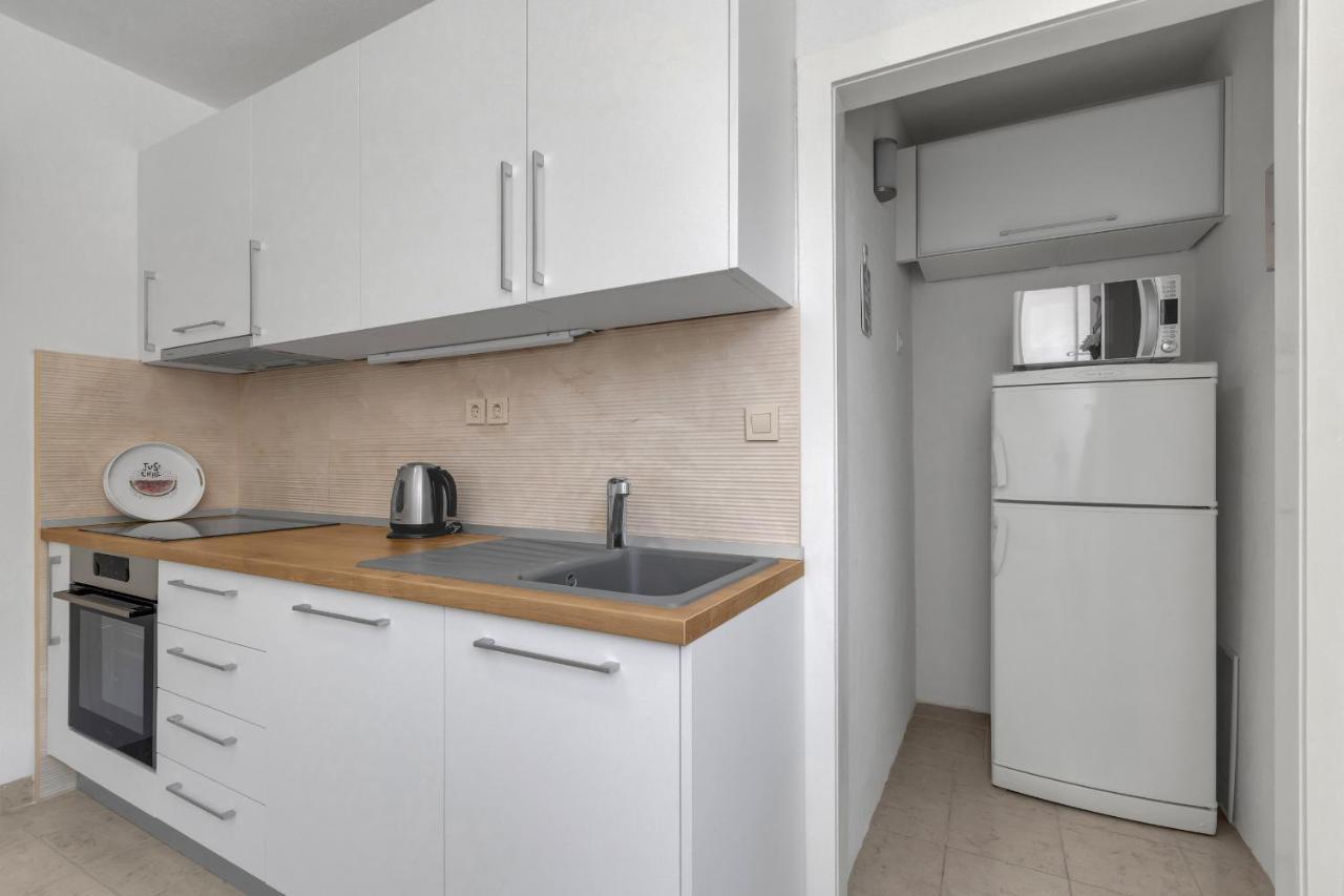 Apartment Riva Makarska Buitenkant foto